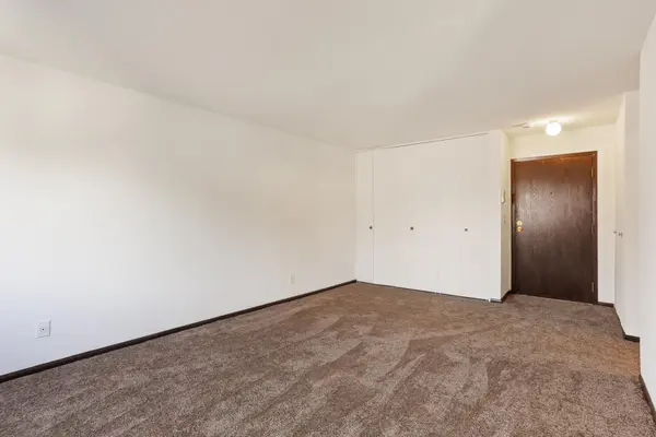 333 8th ST SE #305, Minneapolis, MN 55414