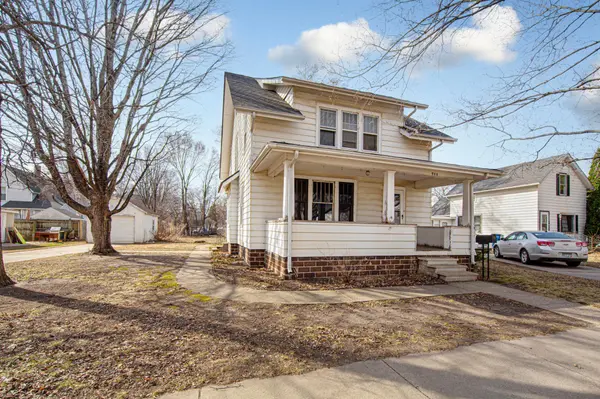 711 3rd ST NW, Faribault, MN 55021
