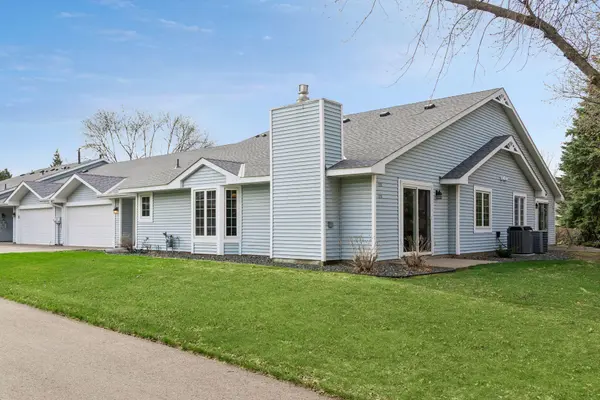 1275 Hilo AVE N, Oakdale, MN 55128
