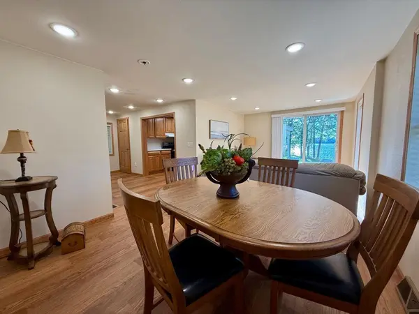 10007 Alcott DR, Sauk Centre, MN 56378