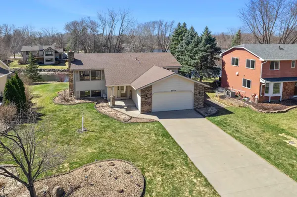 5903 David CT, Shoreview, MN 55126