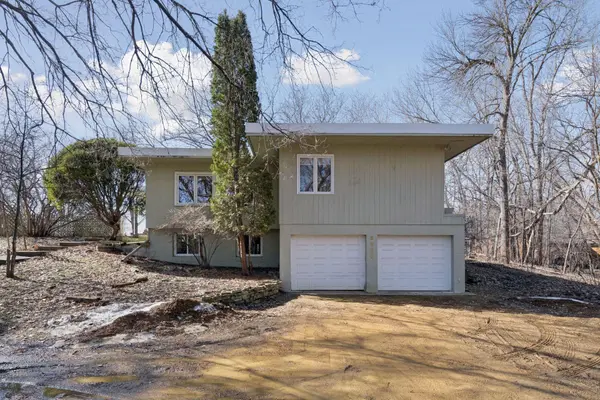 5660 Grant Lorenz RD, Excelsior, MN 55331