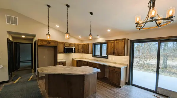2029 Red Rose DR NW, Bemidji, MN 56601