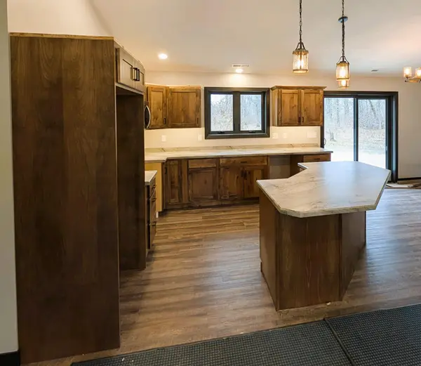 2029 Red Rose DR NW, Bemidji, MN 56601