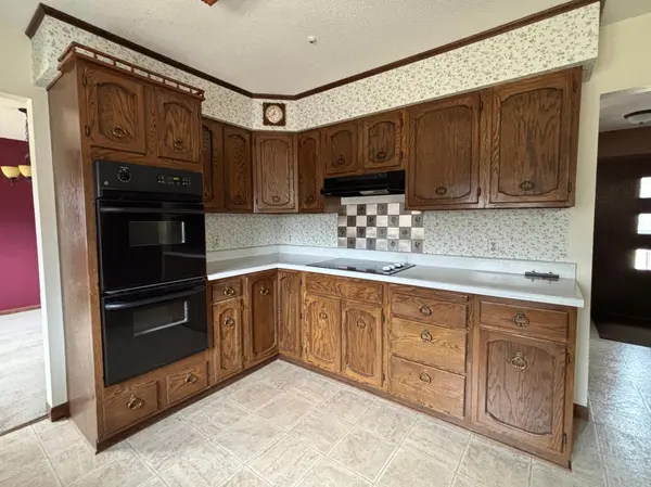 106 4th ST N, Hoffman, MN 56339