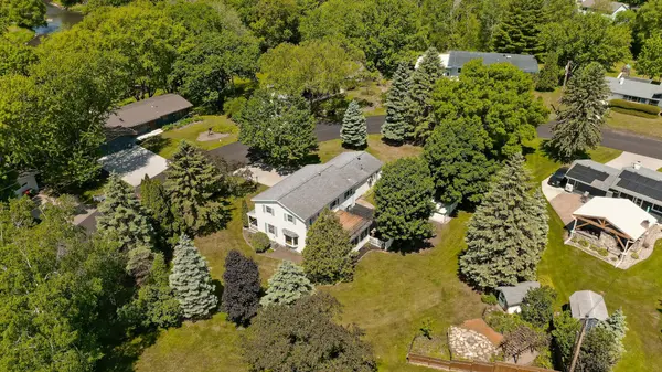 2750 Riverside LN NE, Rochester, MN 55906