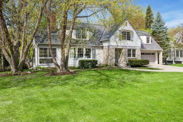5116 Arden AVE, Edina, MN 55424