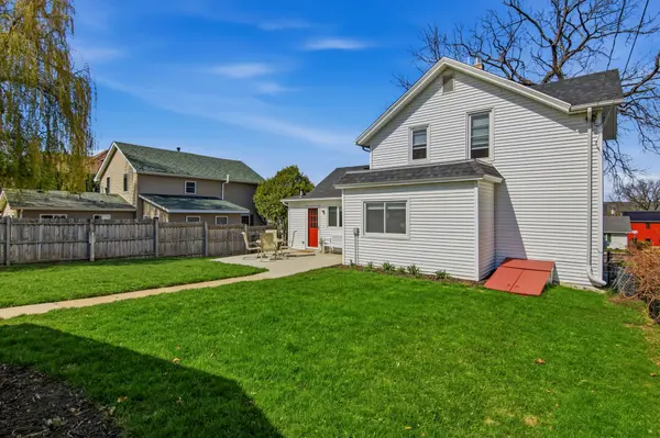 224 2nd ST E, Wabasha, MN 55981