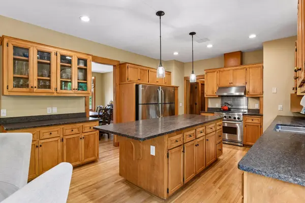 4845 Hamilton RD, Minnetonka, MN 55345