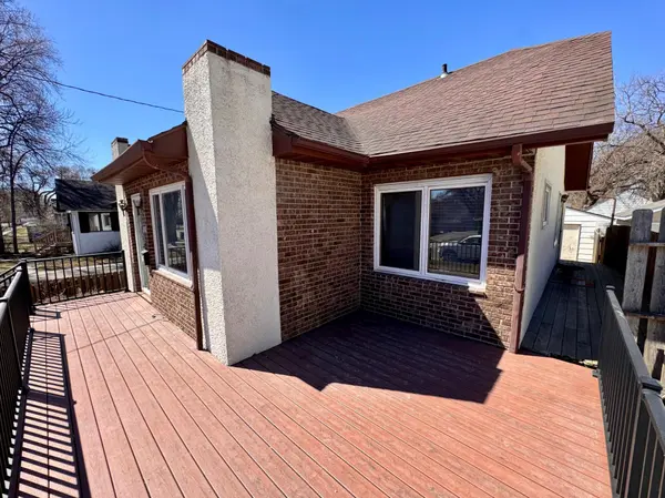 1011 14th ST S, Fargo, ND 58103