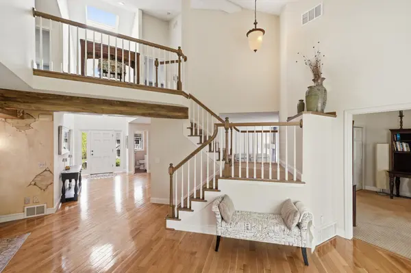 300 Trappers PASS, Chanhassen, MN 55317