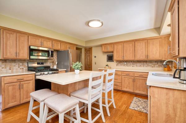 7941 60th AVE N, New Hope, MN 55428
