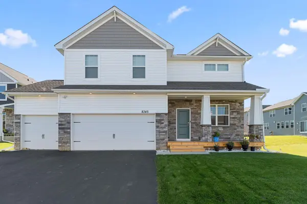 8345 Shire TRL,  Woodbury,  MN 55129