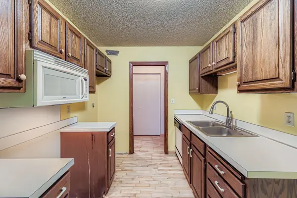1225 Lasalle AVE #905, Minneapolis, MN 55403