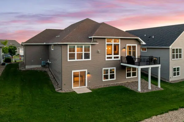 9062 7th ST N, Lake Elmo, MN 55042
