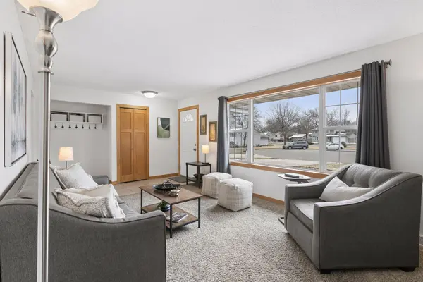 9016 66th AVE N, Brooklyn Park, MN 55428