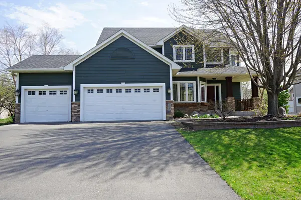 309 Arabian DR, Jordan, MN 55352