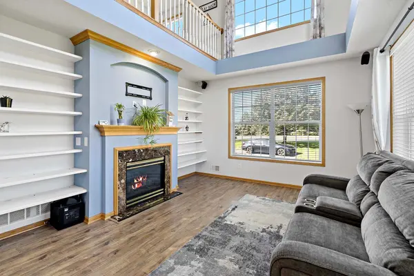 19500 Blue Jay CT, Farmington, MN 55024