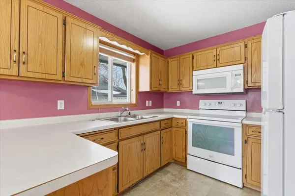 314 Bogey LN, Cold Spring, MN 56320