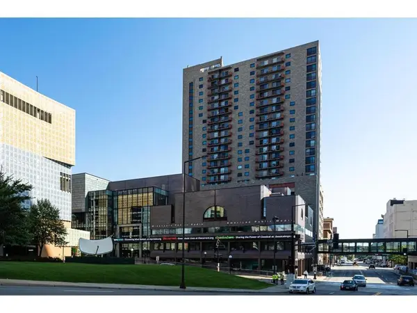 66 9th ST E #2512, Saint Paul, MN 55101