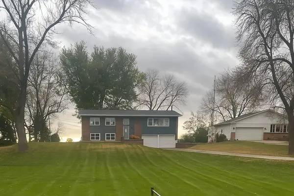 34365 Old Highway 13, Waseca, MN 56093
