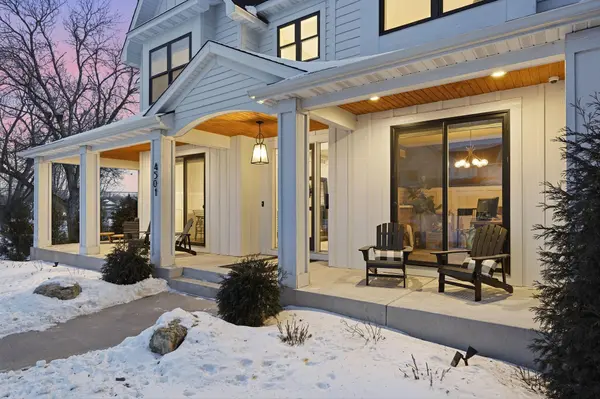 4501 Dunham DR, Edina, MN 55435