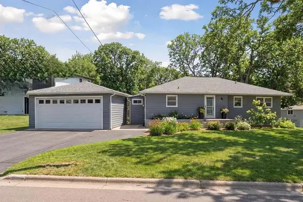 4031 Roanoke ST SE, Prior Lake, MN 55372