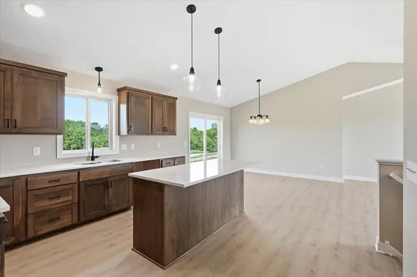 1175 Wisteria LN, New Richmond, WI 54017