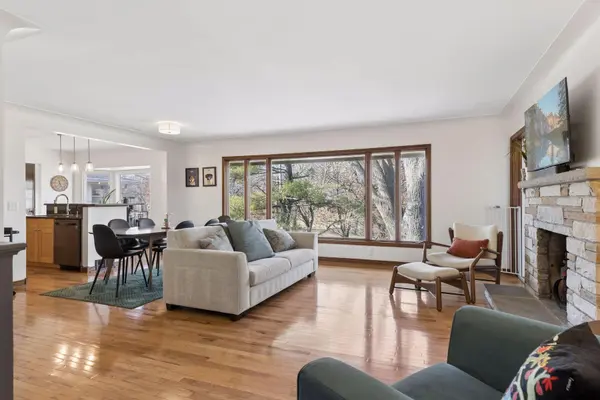 3220 Cavell LN, Saint Louis Park, MN 55426