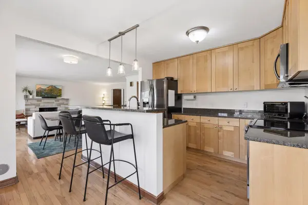 3220 Cavell LN, Saint Louis Park, MN 55426