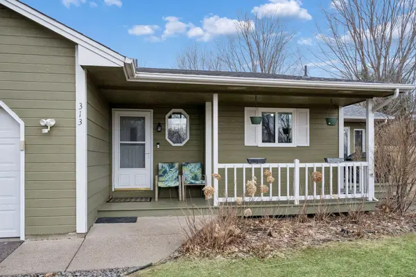 313 Heights RD NW, Saint Michael, MN 55376