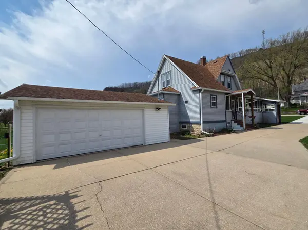 404 W Stevens AVE, Rushford, MN 55971
