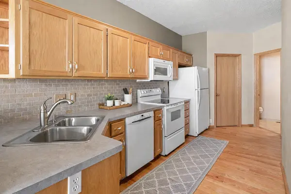 12739 Drake CIR NW, Coon Rapids, MN 55448