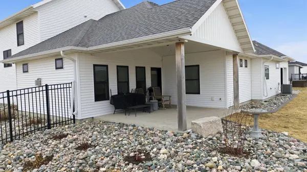 4259 Bristlecone LOOP S, Fargo, ND 58104