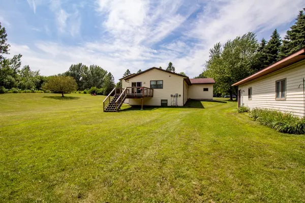 2046 Northwood LN, Fergus Falls, MN 56537