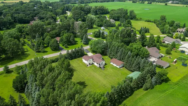2046 Northwood LN, Fergus Falls, MN 56537