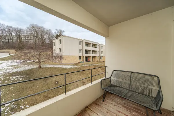 354 Elton Hills DR NW #37, Rochester, MN 55901