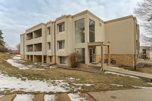 354 Elton Hills DR NW #37, Rochester, MN 55901
