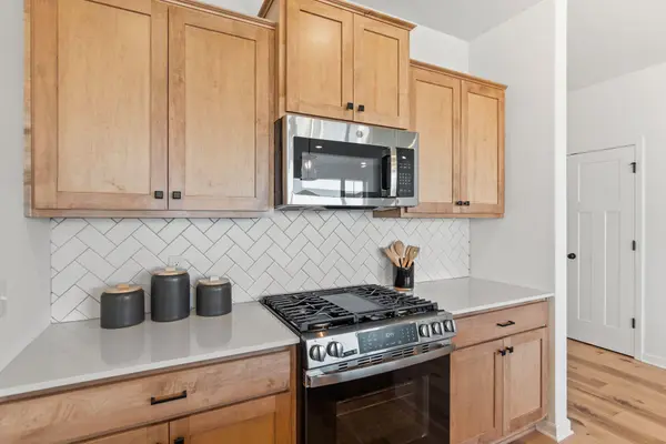 8012 Xyloid LN, Corcoran, MN 55340