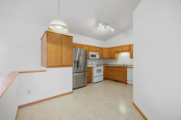 15600 84th ST NE, Otsego, MN 55330