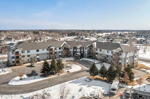 2155 6th LN SE #208, Cambridge, MN 55008