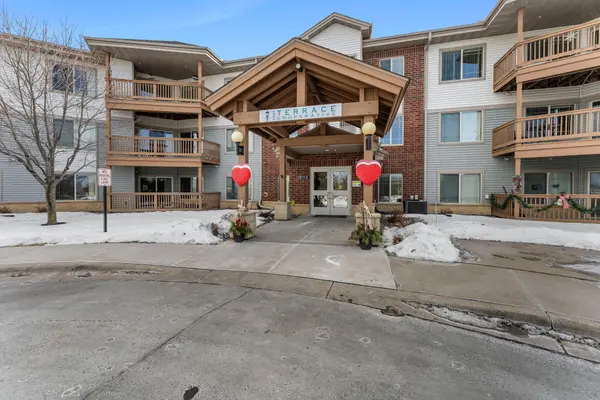 2155 6th LN SE #208, Cambridge, MN 55008