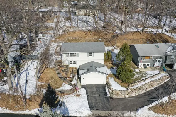 4812 Lanark RD, Mound, MN 55364