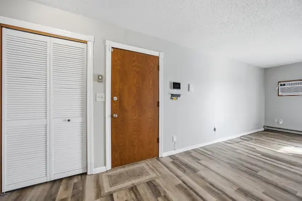 2012 Park BLVD S #B4, Fargo, ND 58103