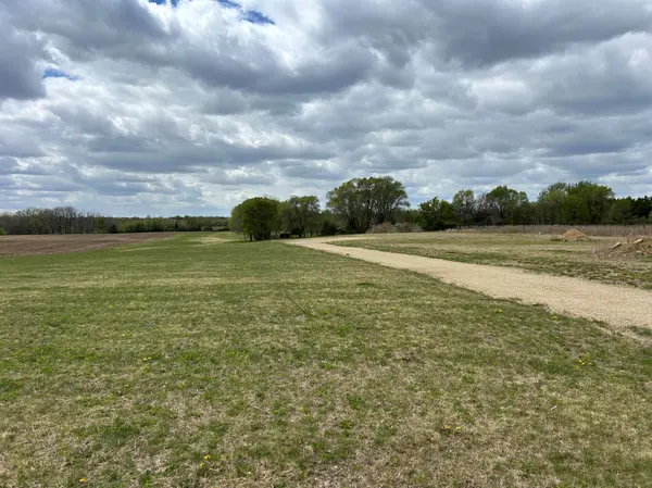 XXX Otero AVE, Hastings, MN 55033