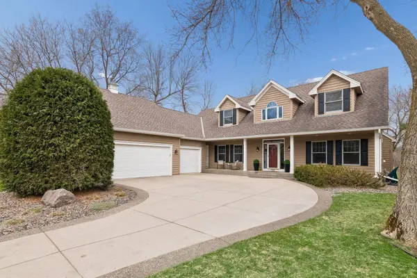 1360 Zircon LN N, Plymouth, MN 55447