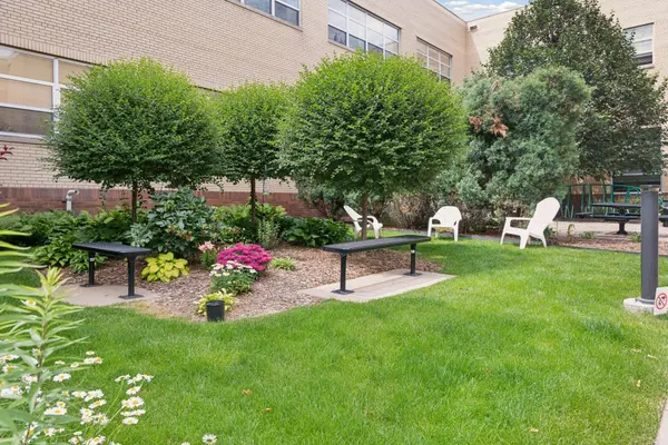 111 E Franklin AVE #205, Minneapolis, MN 55404
