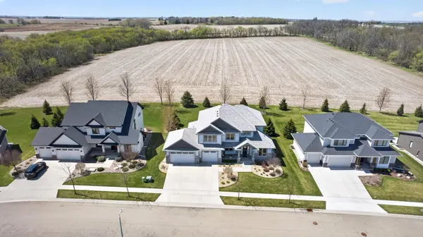 4933 Riley LN SW, Rochester, MN 55902