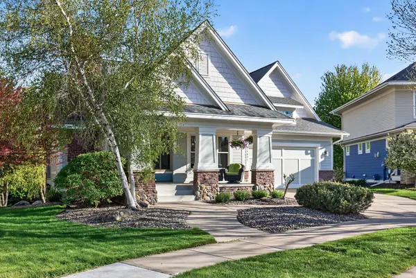 15837 Drawstone TRL, Apple Valley, MN 55124