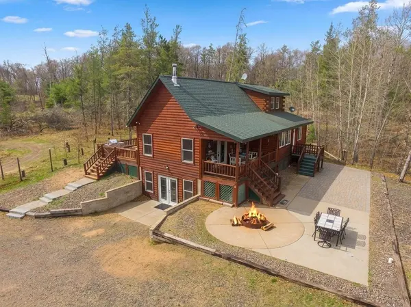 6940 Lumberjack TRL, Danbury, WI 54830